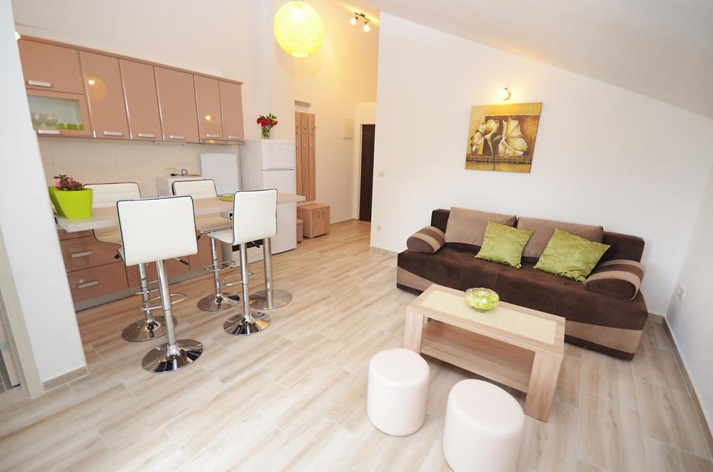 Apartmani Mizdrak Kotor Zewnętrze zdjęcie