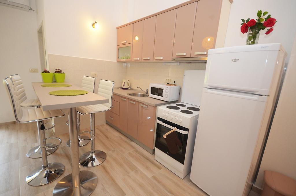 Apartmani Mizdrak Kotor Zewnętrze zdjęcie