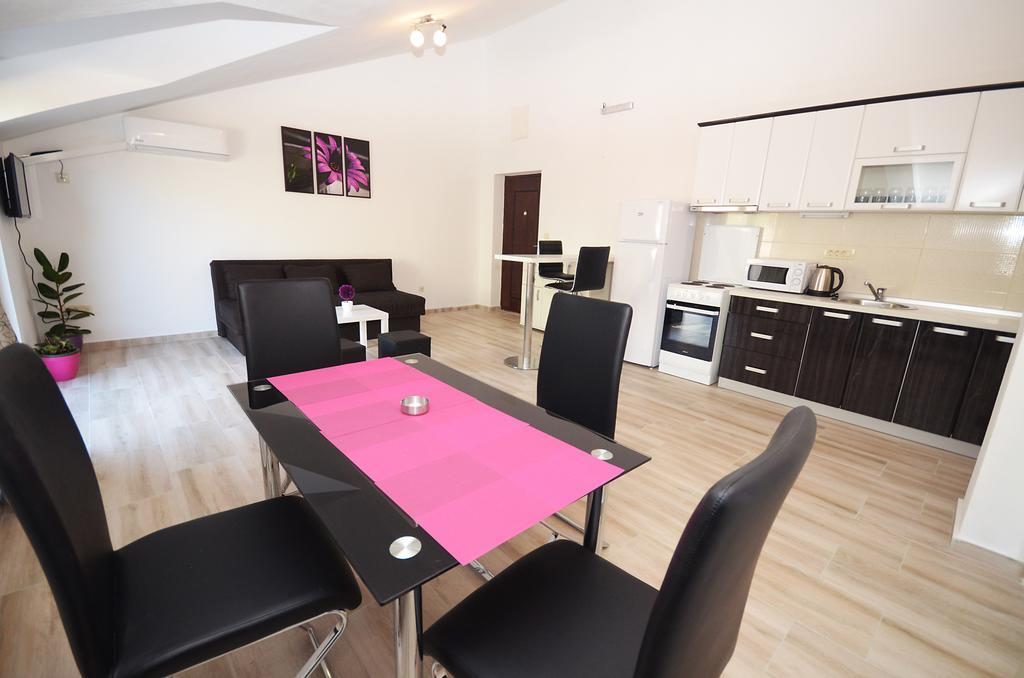 Apartmani Mizdrak Kotor Zewnętrze zdjęcie